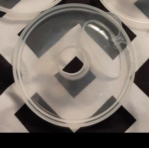 1 set of 28 mm Freemie "Flanges"